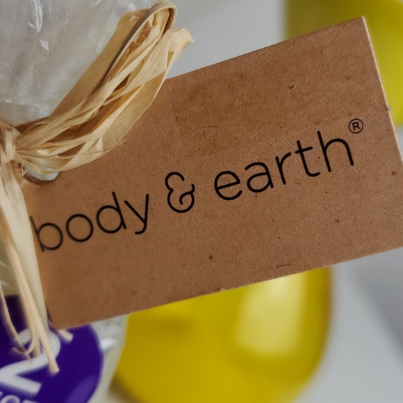 Body & Earth Handmade Soap 4 Count - Picture 3 of 8